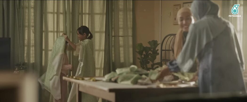 Tak Semua Gembira Sambut Raya- Iklan Raya PETRONAS Ini Buka Mata Tentang Realiti Kehidupan